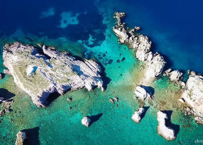 Irene's House In アパート Alikí